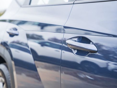 Certified 2025 Hyundai Tucson SE image 12