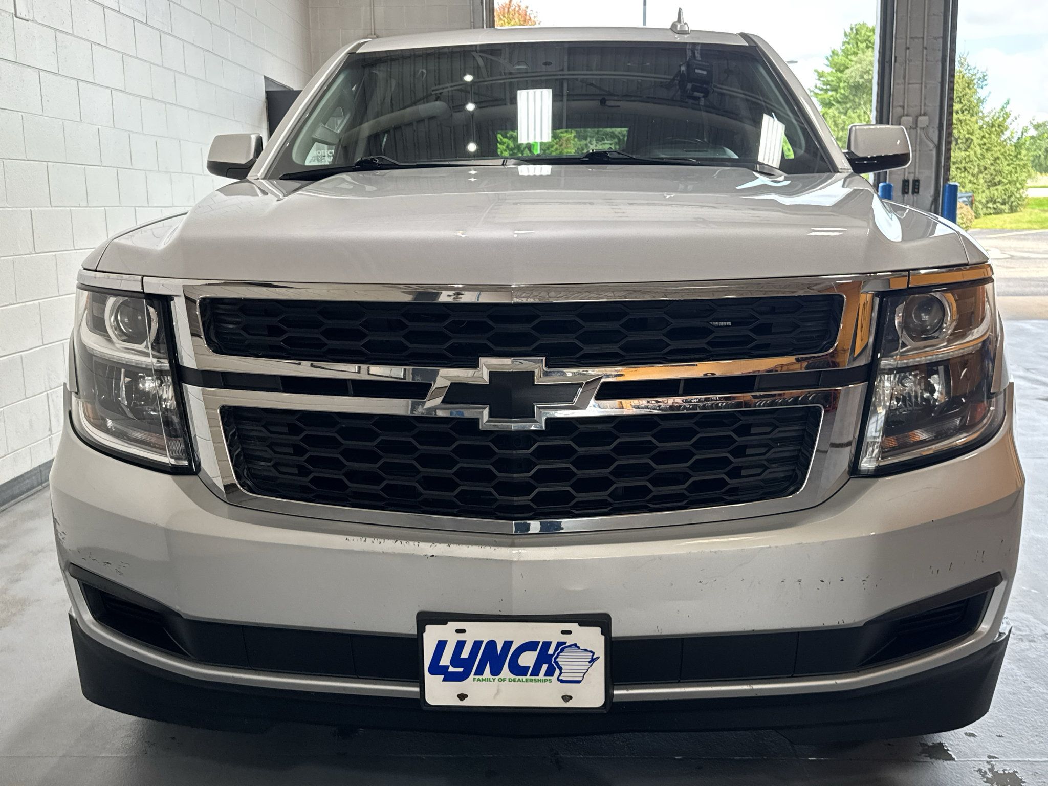 Used 2020 Chevrolet Suburban LT AWD/4WD image 8