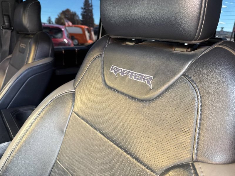 Used 2017 Ford F150 Raptor w/ Equipment Group 801A Mid AWD/4WD image 11