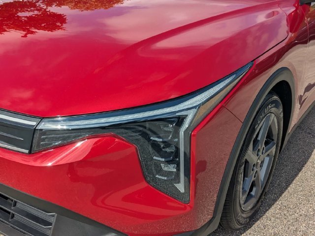New 2026 Kia K4 FWD image 10