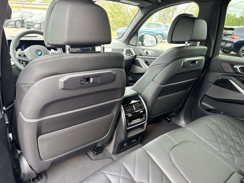 New 2026 BMW X5 sDrive40i image 12