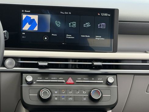 New 2026 Hyundai Tucson SE image 15