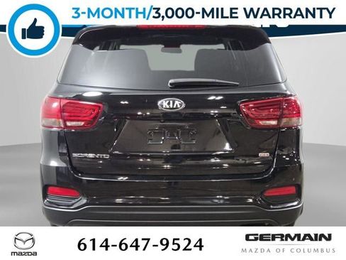 Used 2019 Kia Sorento LX image 8