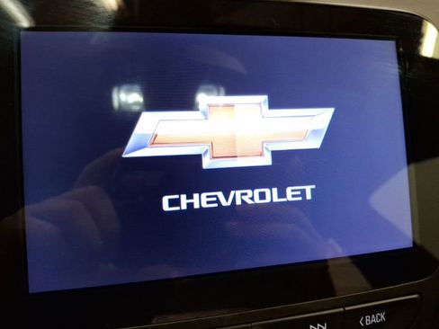 Used 2022 Chevrolet Malibu LT image 23