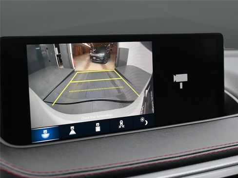 Used 2023 Acura MDX A-Spec image 7