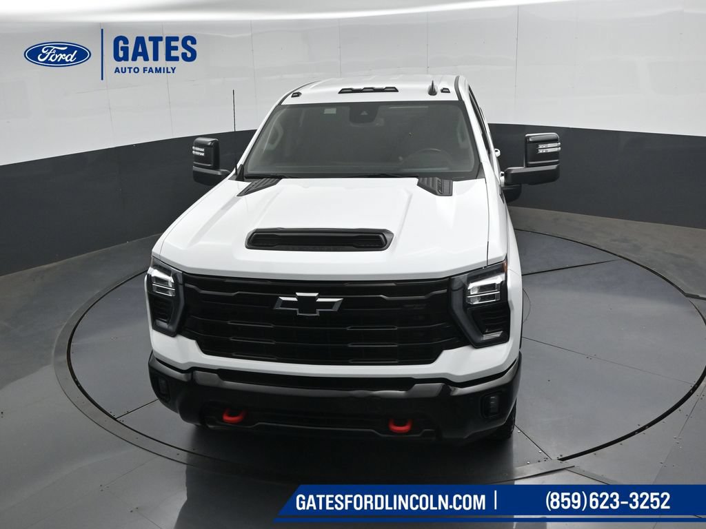 Used 2025 Chevrolet Silverado 2500 LT w/ Trail Boss Package AWD/4WD image 49