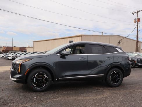 New 2026 Kia Sportage EX image 4