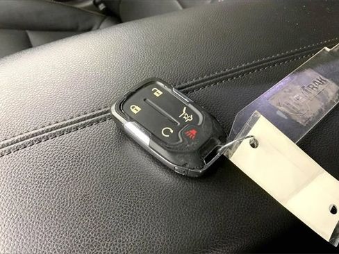 Used 2018 GMC Terrain SLT w/ Preferred Package image 11