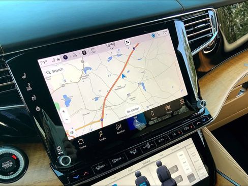 Used 2022 Jeep Grand Wagoneer Series III w/ HD Trailer Tow Package image 14