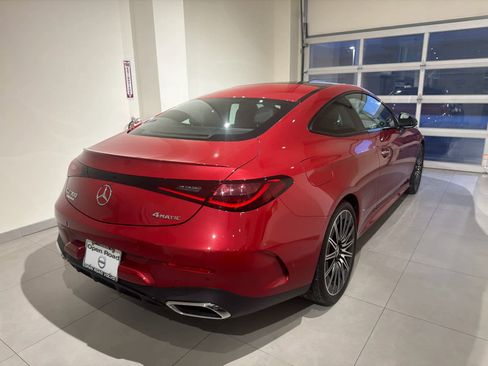 Used 2024 Mercedes-Benz CLE 300 4MATIC Coupe image 3