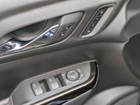 Certified 2023 GMC Acadia AT4 w/ Technology Package image 10