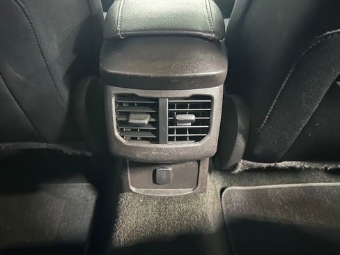 Used 2015 Ford Fusion SE image 21