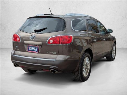 Used 2009 Buick Enclave CXL w/ Driver Confidence Package image 5
