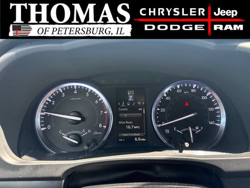 Used 2015 Toyota Highlander Limited Platinum AWD/4WD image 16