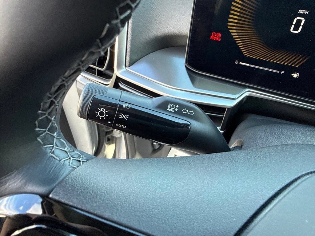 Certified 2026 Kia Sorento S AWD/4WD image 26