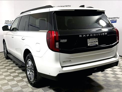 Used 2025 Ford Expedition Active image 8