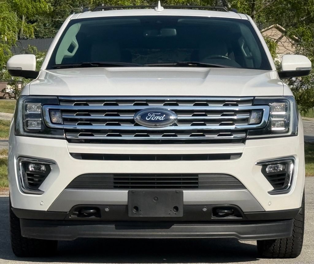 Used 2018 Ford Expedition Limited w/ Equipment Group 302A AWD/4WD image 9