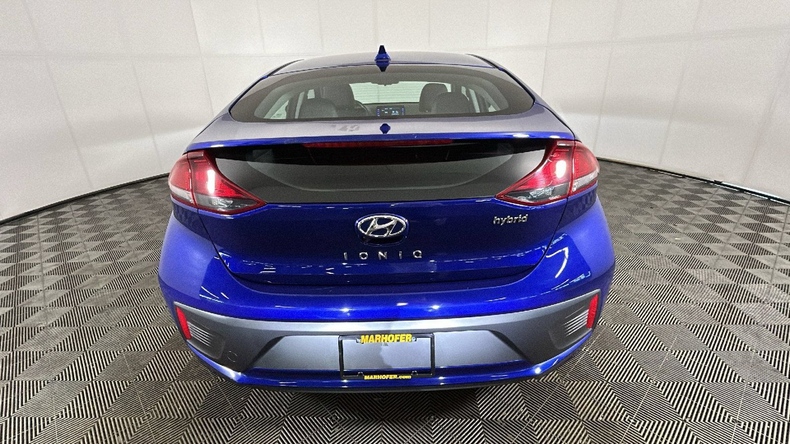 Used 2020 Hyundai Ioniq SE FWD image 4