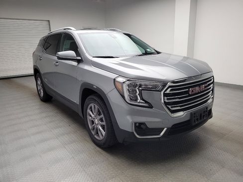 Used 2023 GMC Terrain SLT AWD/4WD image 13