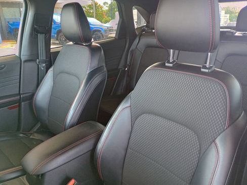 Used 2023 Ford Escape ST-Line w/ Tech Pack #1 FWD image 18