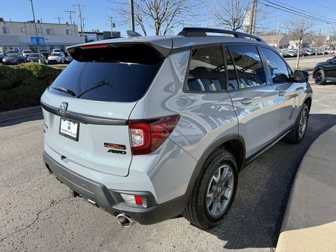 Used 2023 Honda Passport TrailSport image 12