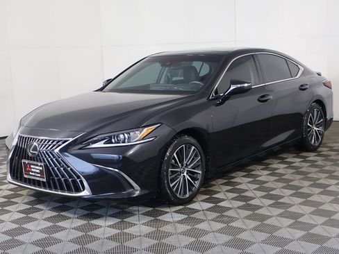Used 2023 Lexus ES 350 Luxury image 9