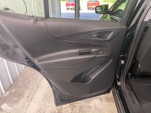Used 2024 Chevrolet Equinox LT AWD/4WD image 22