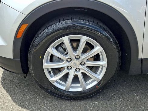Used 2021 Cadillac XT4 Luxury w/ Cold Weather Package AWD/4WD image 26