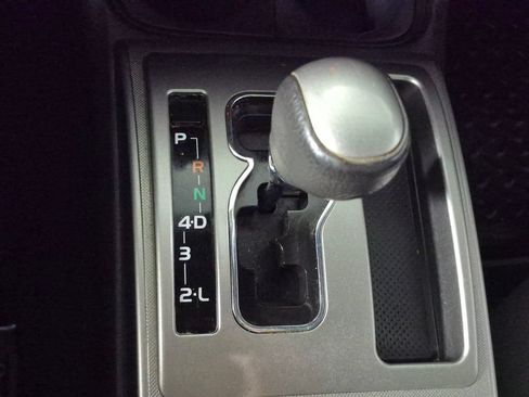 Used 2012 Toyota Tacoma 4x4 Double Cab w/ SR5 Pkg image 21