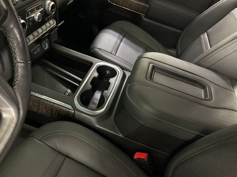Used 2021 GMC Sierra 1500 Denali w/ Denali Ultimate Package AWD/4WD image 17