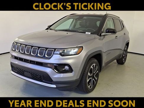 Used 2022 Jeep Compass Limited image 4