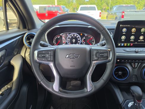Used 2023 Chevrolet Blazer RS FWD image 20