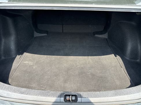 Used 2022 Toyota Corolla LE FWD image 11