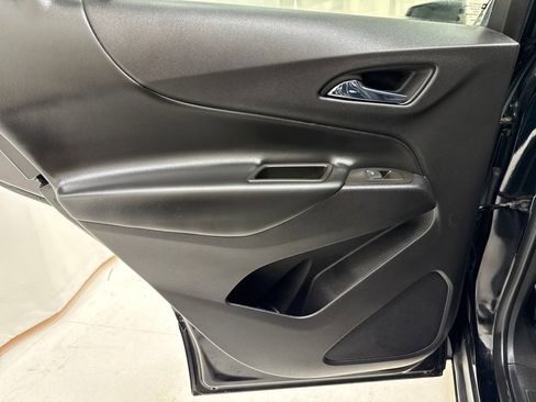 Used 2024 Chevrolet Equinox LT w/ LPO, Floor Liner Package image 15