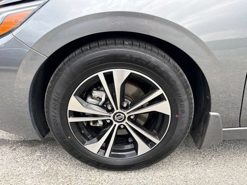 Used 2022 Nissan Sentra SV FWD image 4