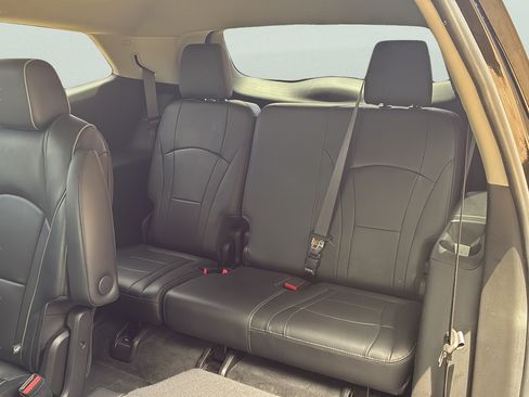 Used 2020 Buick Enclave Avenir w/ Avenir Technology Package FWD image 36