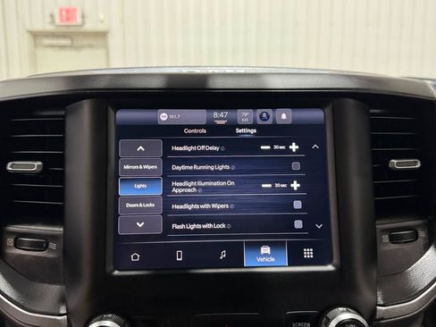 Used 2022 RAM 2500 Tradesman AWD/4WD image 38