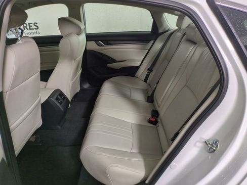 Used 2020 Honda Accord Touring image 27
