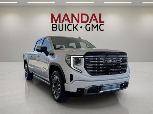 Used 2025 GMC Sierra 1500 Denali Ultimate image 4