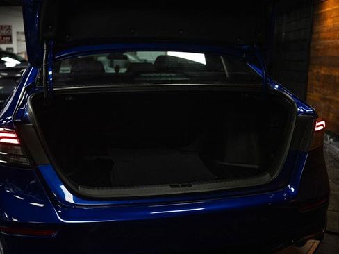 Used 2023 Honda Accord Sport image 7