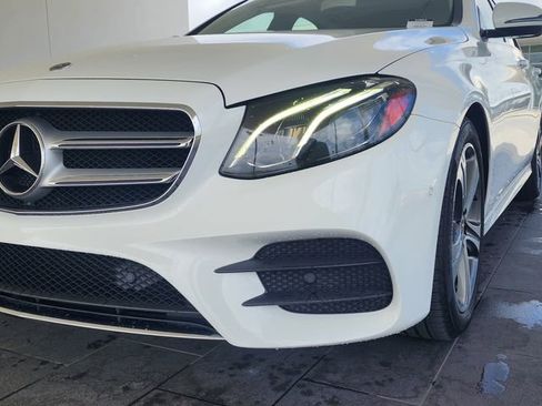 Used 2018 Mercedes-Benz E 300 image 2