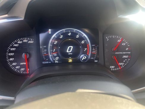 Used 2017 Chevrolet Corvette Stingray Coupe w/ 1LT RWD image 7