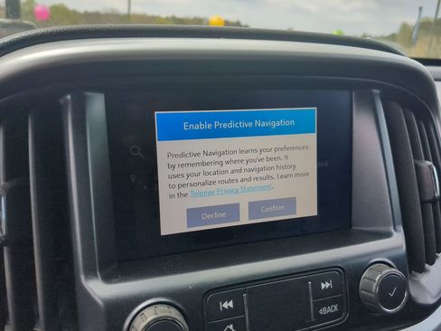 Used 2019 Chevrolet Colorado ZR2 image 16