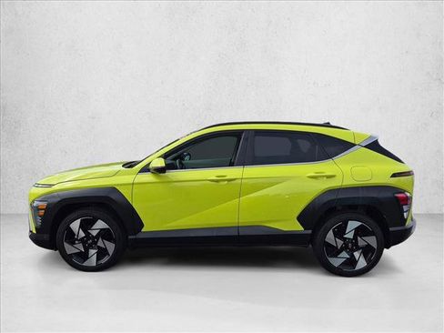 Used 2025 Hyundai Kona Limited FWD image 9