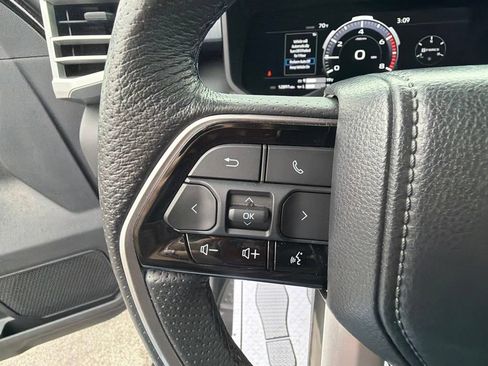 Used 2023 Toyota Tundra Platinum AWD/4WD image 41