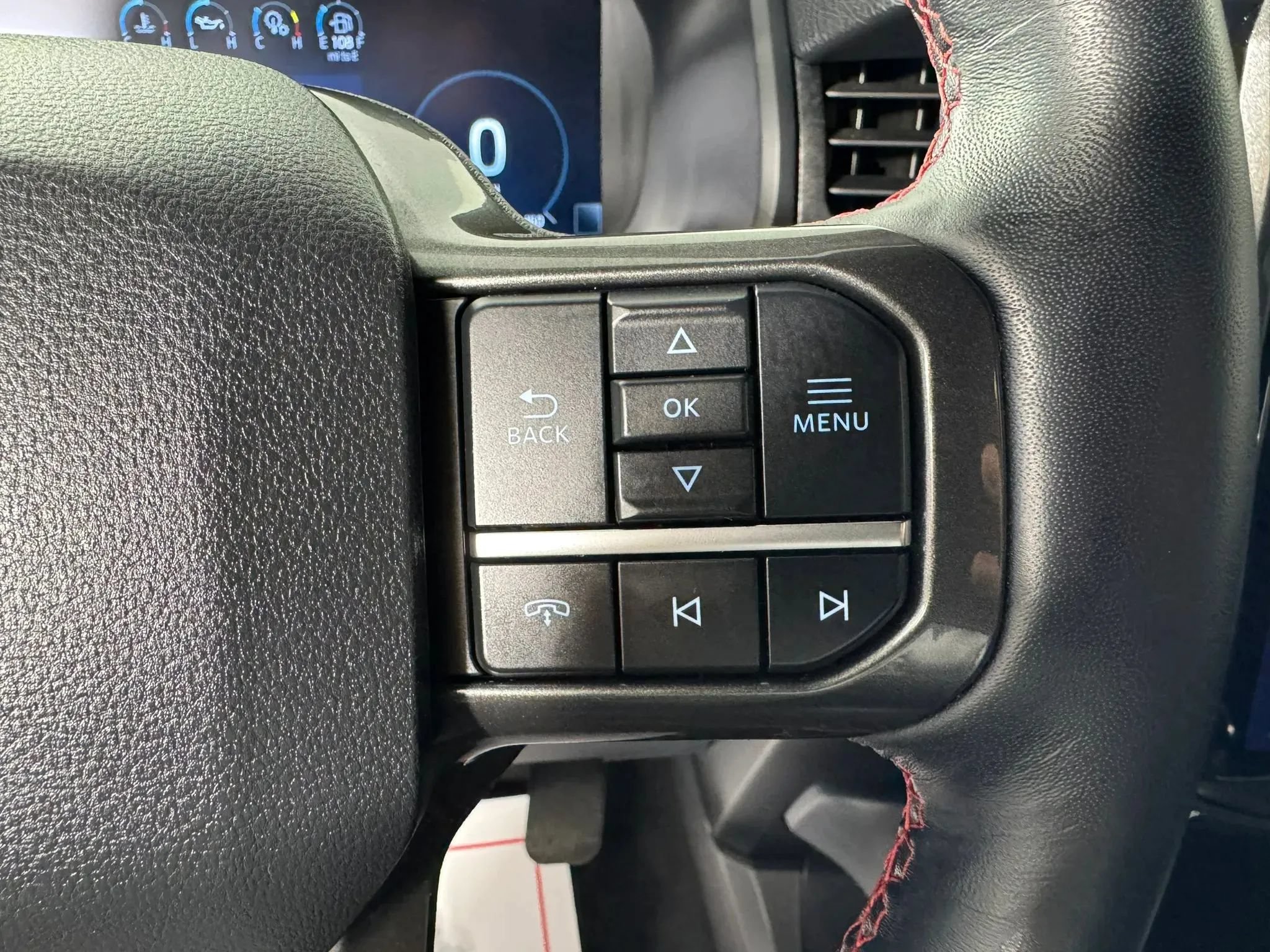Used 2024 Ford Expedition Max Limited AWD/4WD image 16