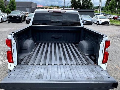 Used 2019 Chevrolet Silverado 1500 LTZ w/ LTZ Premium Package AWD/4WD image 30