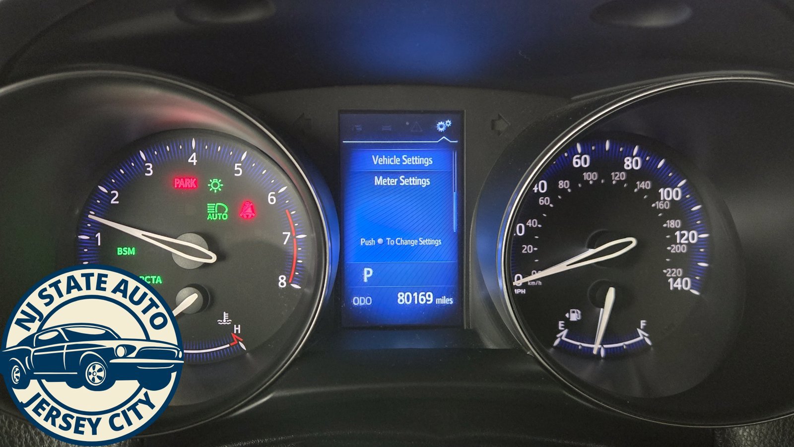 Used 2018 Toyota C-HR XLE FWD image 11
