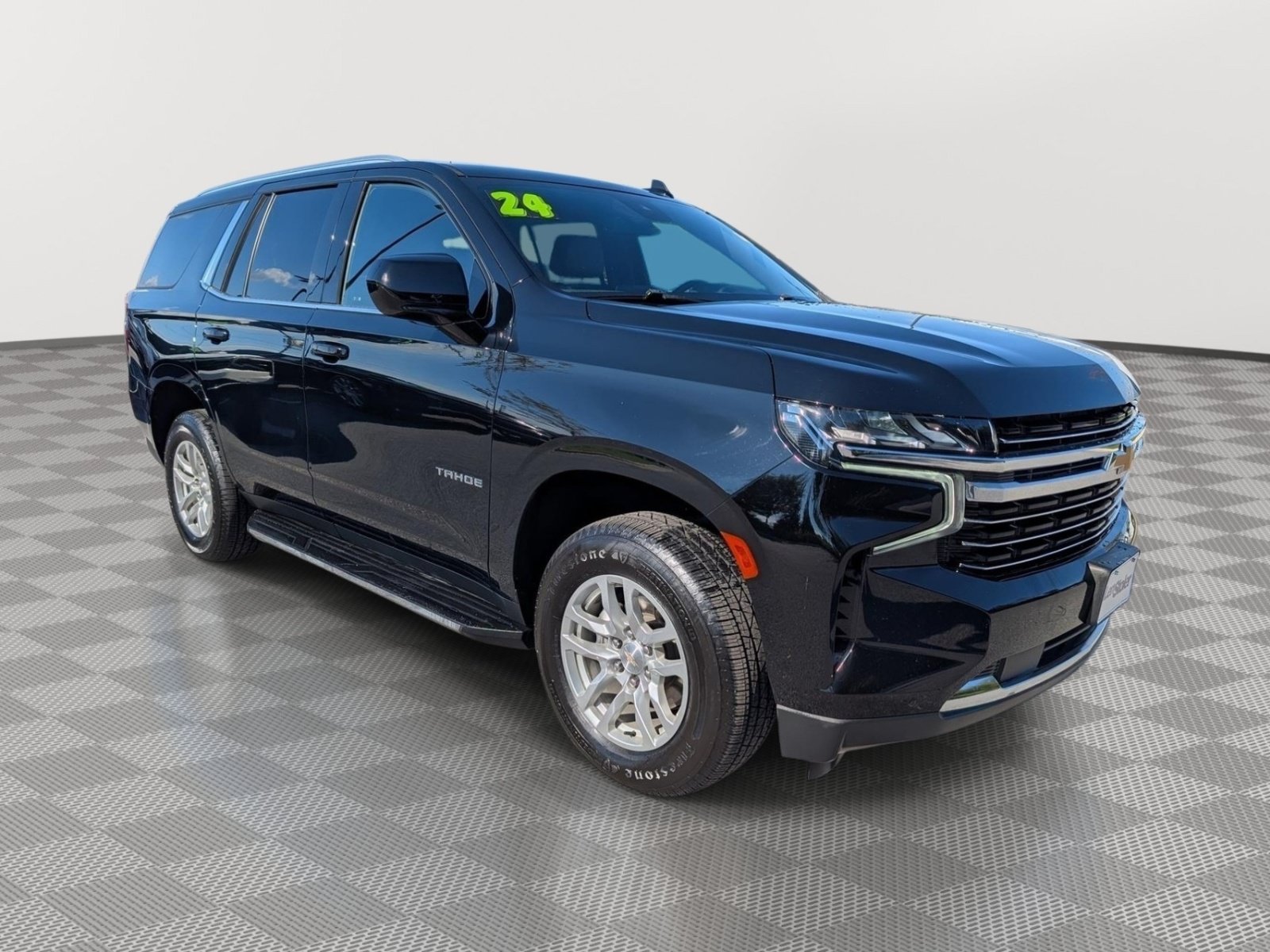 Used 2024 Chevrolet Tahoe LT AWD/4WD image 7