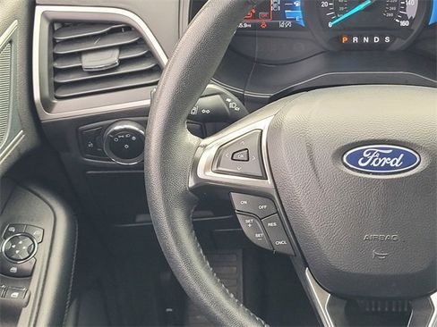 Used 2024 Ford Edge SEL image 18